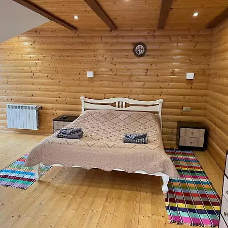 Holidaj Synevyrs'ka Polyana